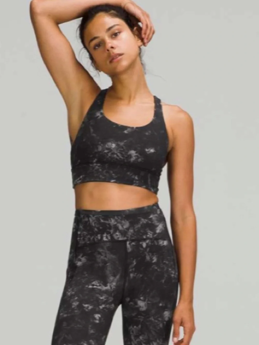 Lululemon Energy Bra Longline *Medium Support, B–D Cups size 4